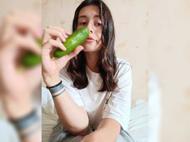 KristinaScott live cam on BongaCams