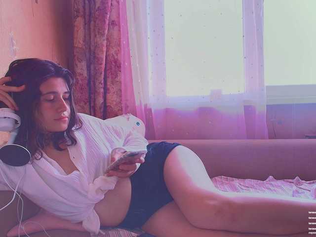 le modèle KristinaScott est en webcam porno dans un show sur le site bongacams, il possède les tags suivants: Arab,Brunette,Shaved