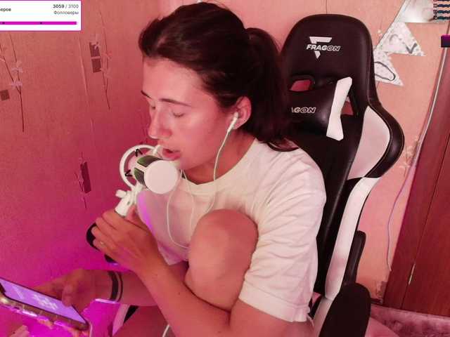 kristinascott online