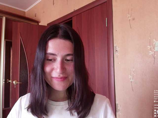 KristinaScott's BongaCams show and profile