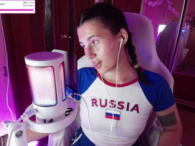 KristinaScott live cam on BongaCams