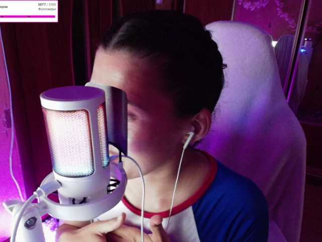 KristinaScott live cam on BongaCams