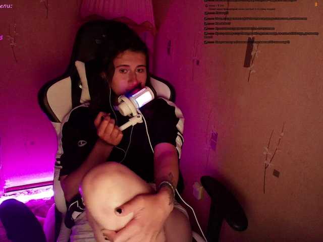 KristinaScott live cam on BongaCams