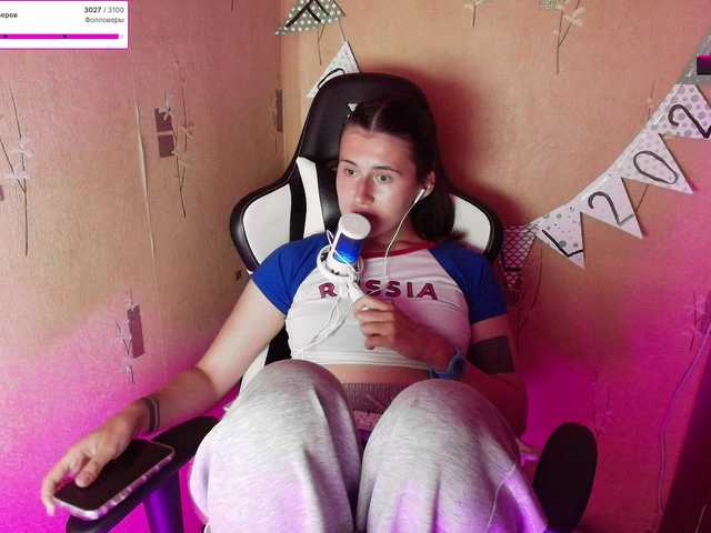 KristinaScott live cam on BongaCams