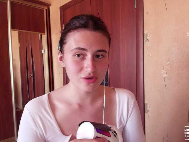 KristinaScott's BongaCams show and profile