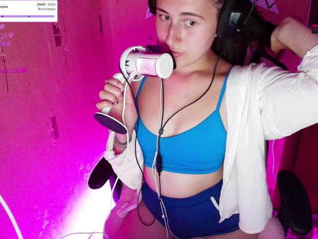 KristinaScott live cam on BongaCams