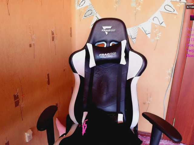 KristinaScott live cam on BongaCams