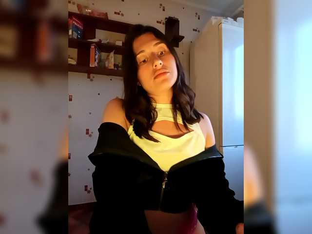 KristinaScott live cam on BongaCams