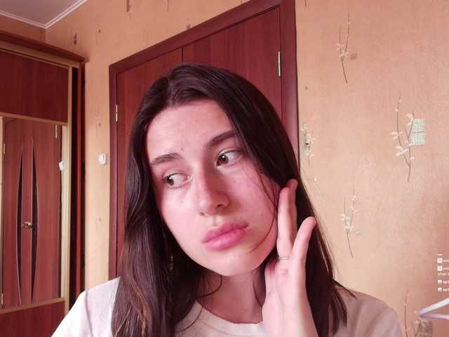 KristinaScott's BongaCams show and profile