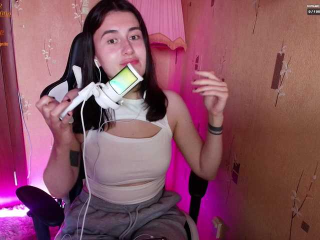 KristinaScott live cam on BongaCams