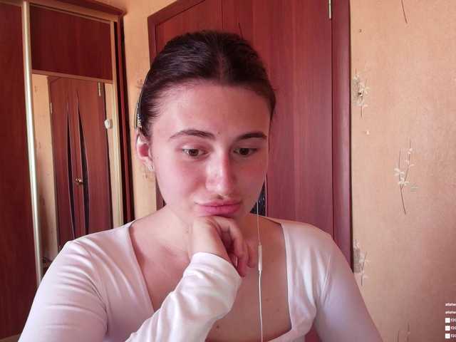 KristinaScott's BongaCams show and profile