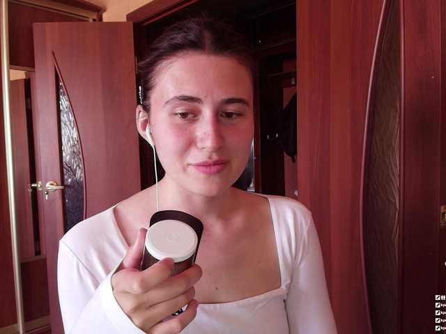 KristinaScott's BongaCams show and profile