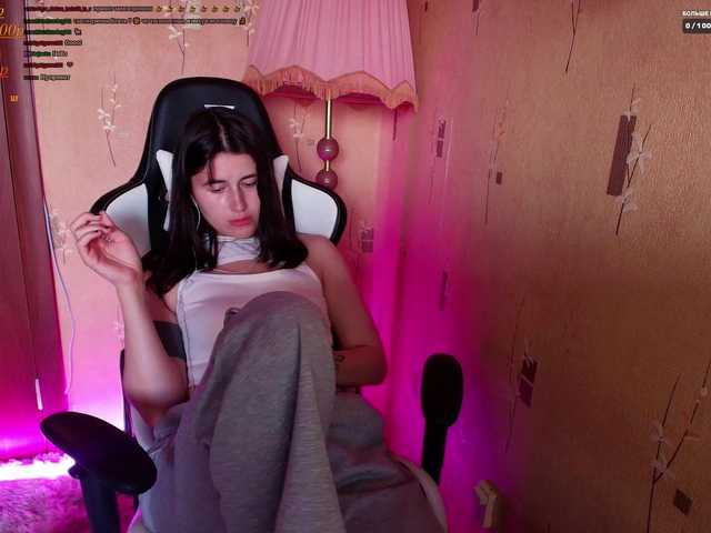 KristinaScott live cam on BongaCams