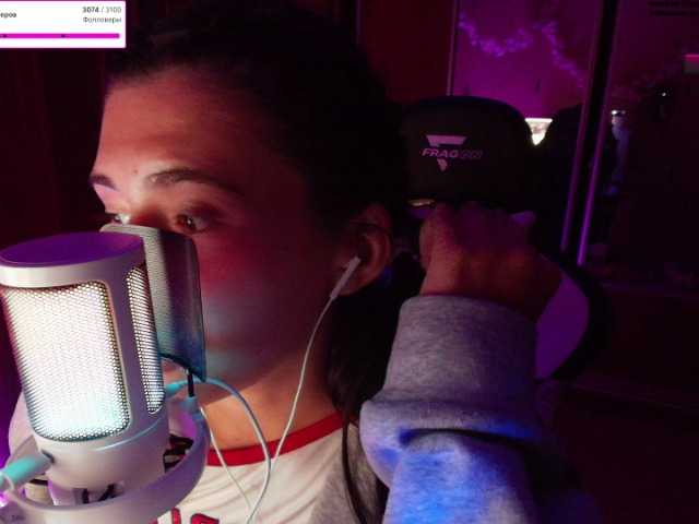 KristinaScott live cam on BongaCams
