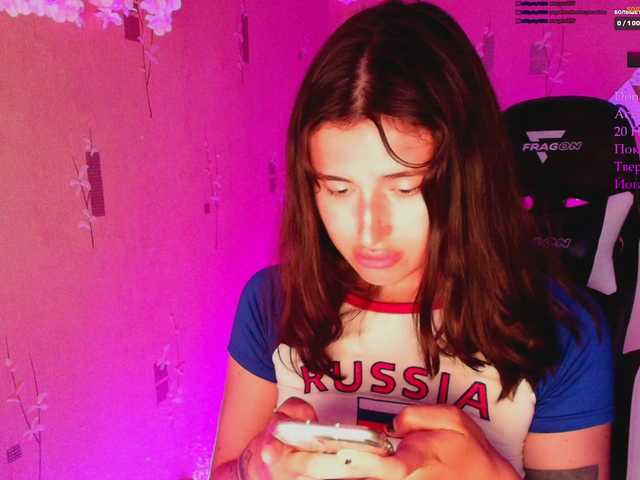 KristinaScott live cam on BongaCams