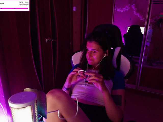 KristinaScott live cam on BongaCams