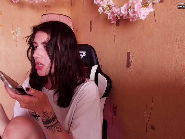 KristinaScott live cam on BongaCams