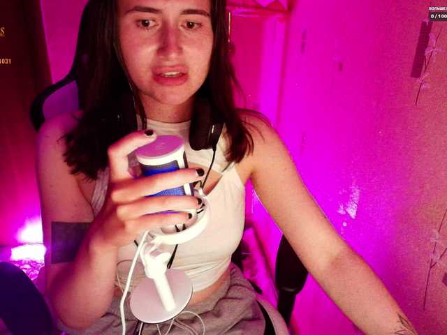 KristinaScott live cam on BongaCams