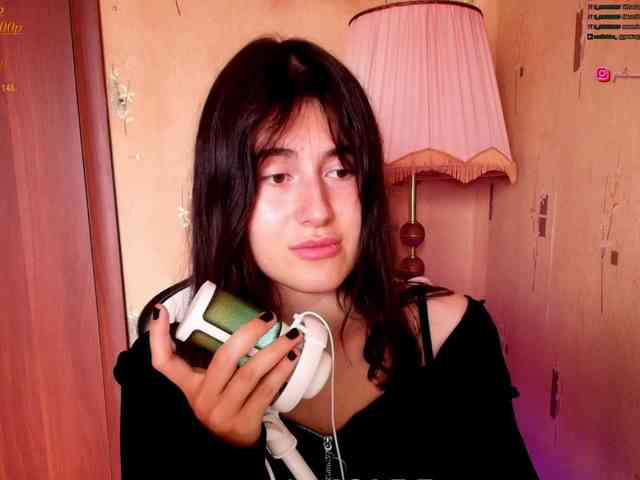 KristinaScott Live Webcam on BongaCams