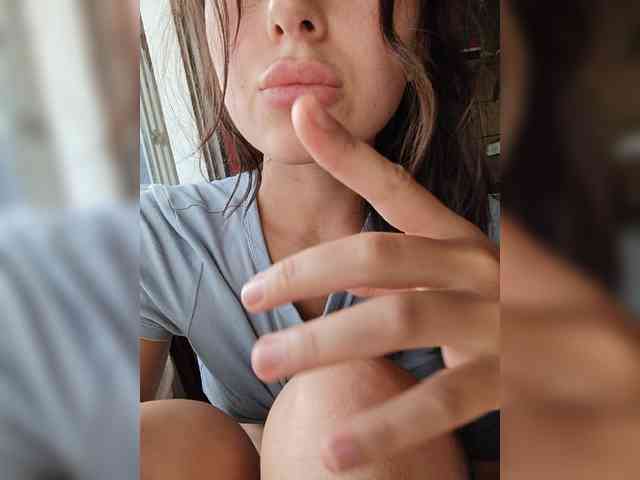KristinaScott webcam