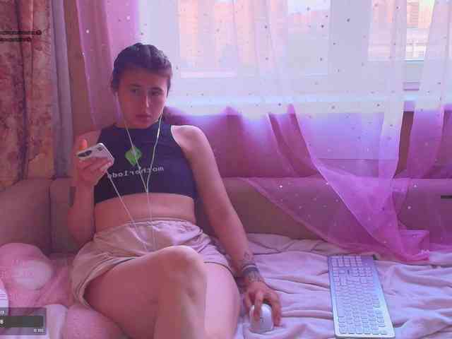 KristinaScott Live Webcam on BongaCams