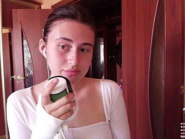 KristinaScott webcam