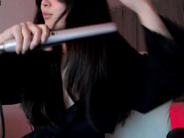 Lili-asian's BongaCams show and profile