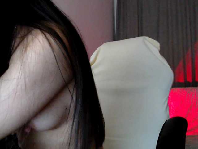 Lili-asian live cam on BongaCams