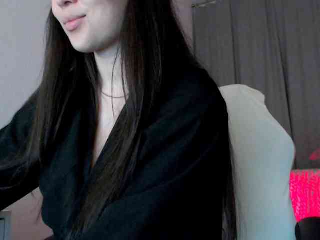 Lili-asian Lili-asian