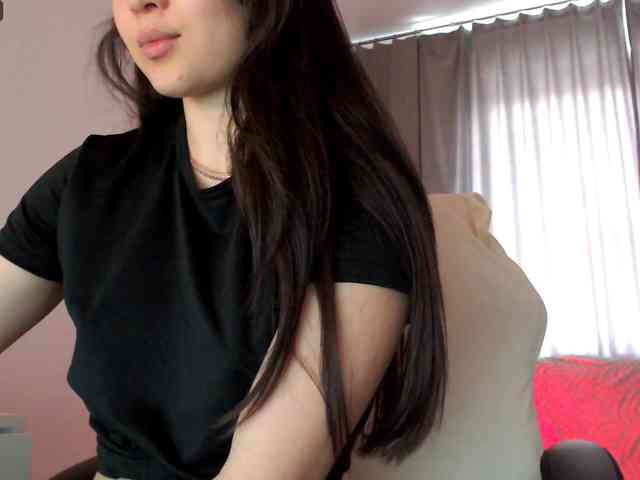 free adult cam chat Lili-asian