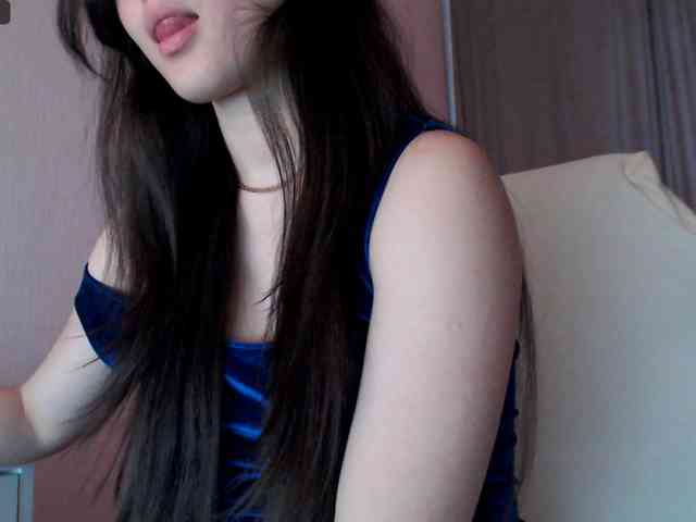 Lili-asian Lili-asian