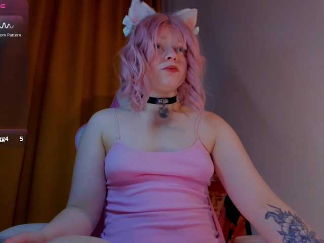 CutieSue's BongaCams show and profile