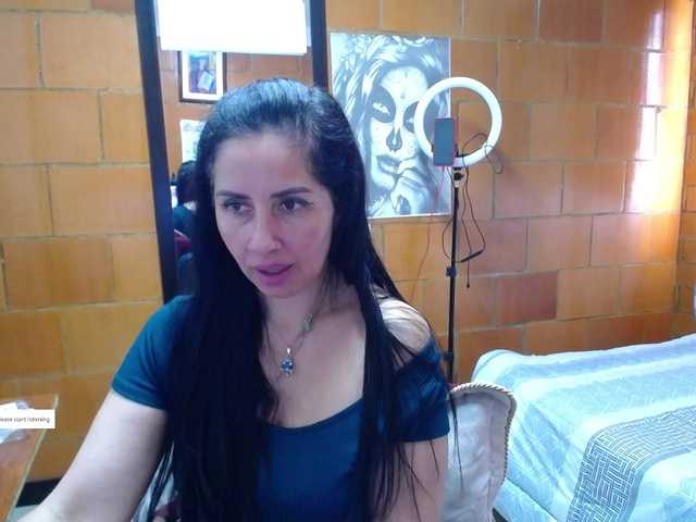 Charlotemple5 live cam on BongaCams