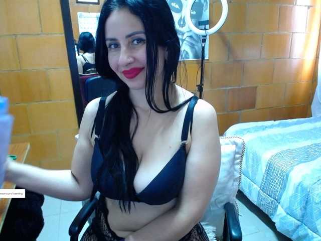 Charlotemple5 live cam on BongaCams