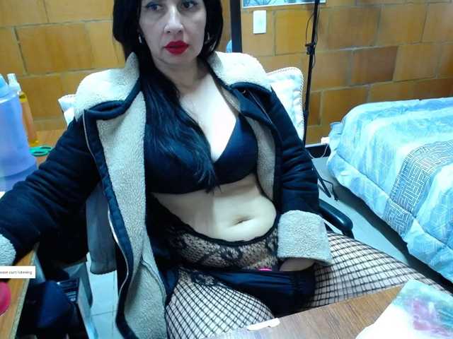 Charlotemple5 on Bongacams