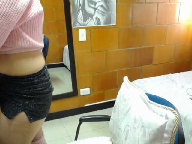 Charlotemple5 live cam on BongaCams