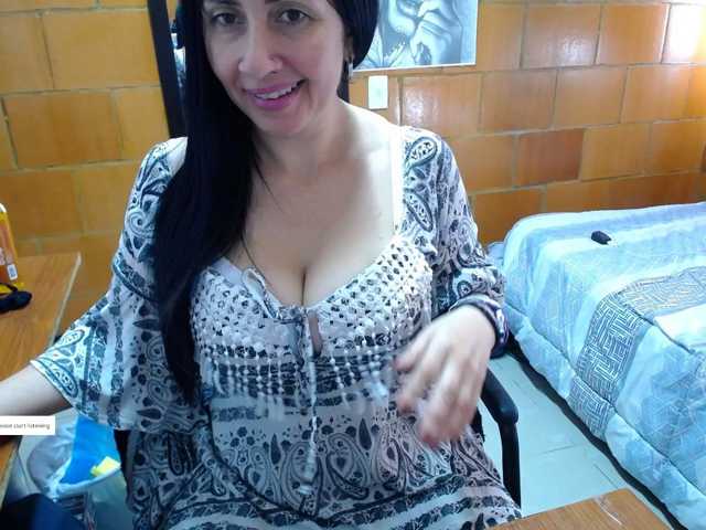 Charlotemple5 live cam on BongaCams