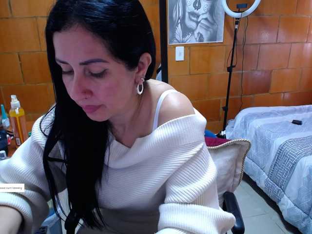 Charlotemple5, en directo ahora en BongaCams