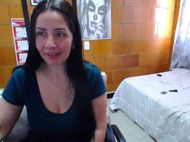 Modella: Charlotemple5
