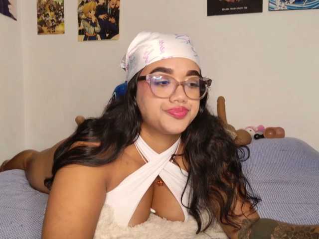 ElaEndez live cam preview