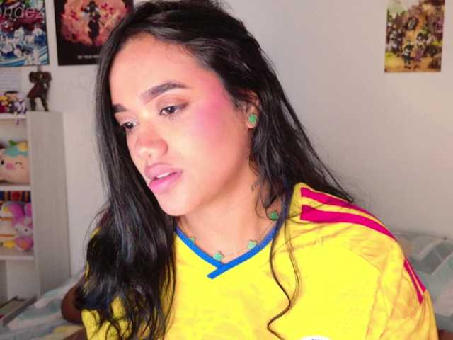 ela-endez live cam on BongaCams