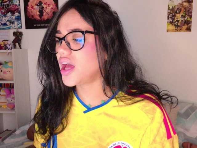 ela-endez live cam on BongaCams