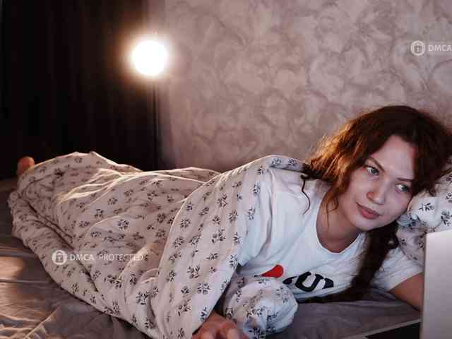 NudeNight webcam