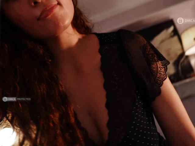NudeNight webcam