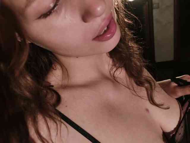 NudeNight webcam