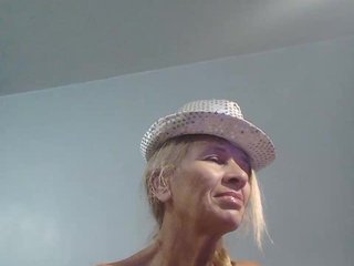 Victoria-sexi Porn Show