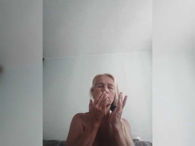 victoria71 live cam on UnifiedCams