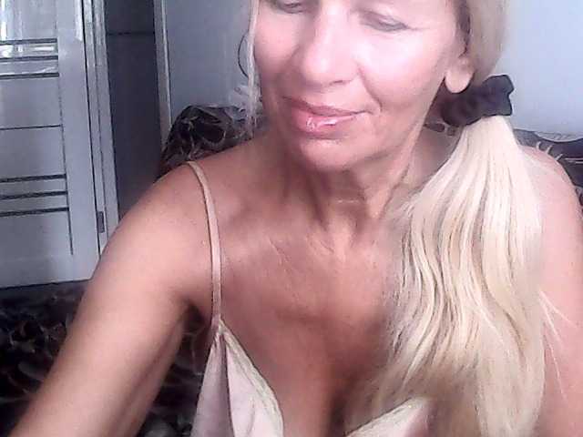 victoria71 live cam on BongaCams