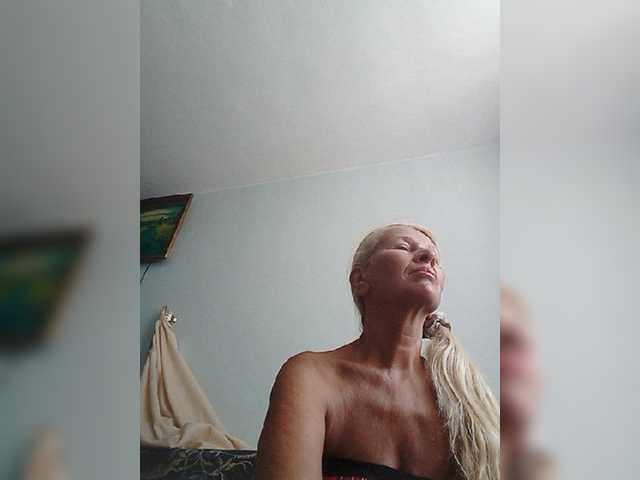victoria71 live cam on BongaCams