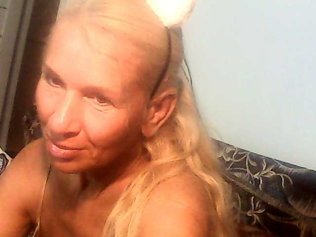 victoria71 live cam on BongaCams